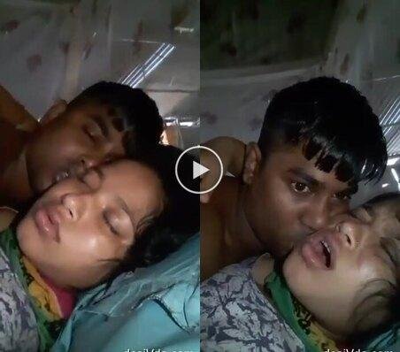 desi-chudai-porn-horny-village-girl-fucking-bf-viral-mms-HD.jpg