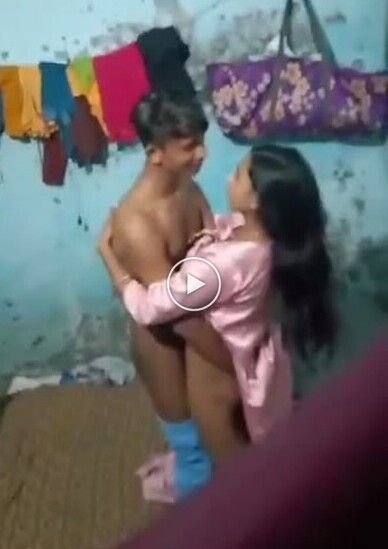 Desi-village-18-girl-xnxx-hindi-desi-fuck-bf-hidden-cam.jpg