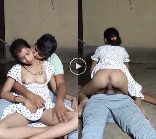 Desi-beautiful-horny-xxx-desi-bhabhi-blowjob-fuck-bf.jpg