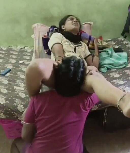 Horny muslim amateur desi bhabhi x pussy licking devar mms